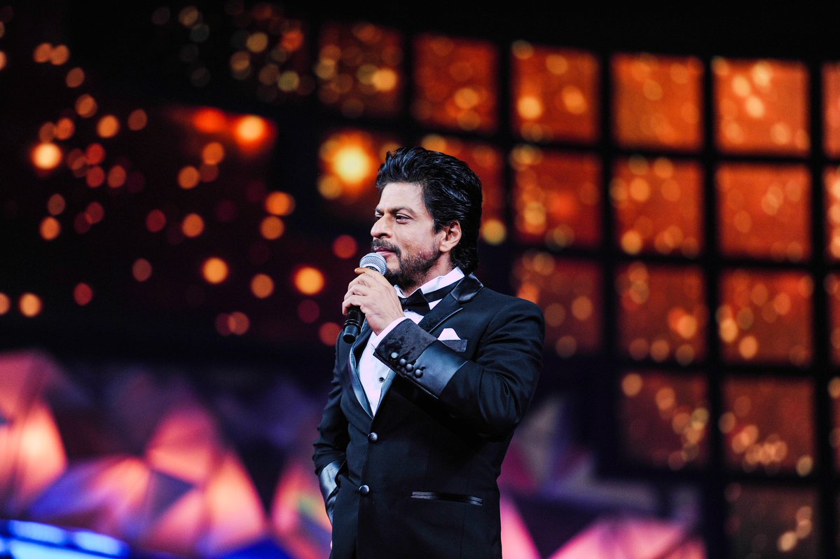 ಬಹರೈನ್ ಶೇಖ್ ವಿರುದ್ಧ 42.5 ಮಿ. ಡಾಲರ್ ಮೊಕದ್ದಮೆ: ಶಾರುಖ್ ಖಾನ್ ಗೂ ಈ ಪ್ರಕರಣಕ್ಕೂ  ಏನು ಸಂಬಂಧ ಗೊತ್ತೇ  ?